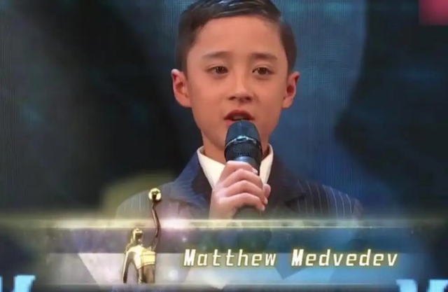 还记得《宝贝计划》里的小婴儿吗？曾与成龙搭档，后来怎样了