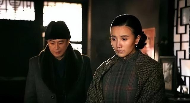 二刷《悬崖》顿悟：周乙与顾秋妍“同居”六年，为何没有日久生情