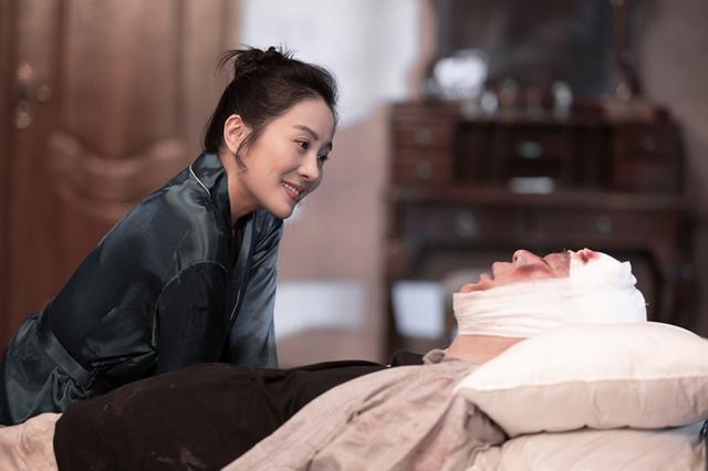 反思人类亲密关系，叶璇高亚麟诠释斯蒂芬金经典作品《头号书迷》