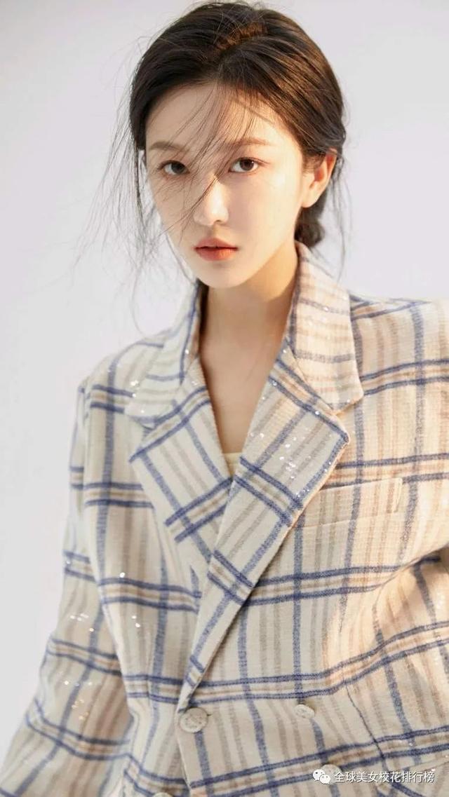 大连艺术学院美女曹婉瑾