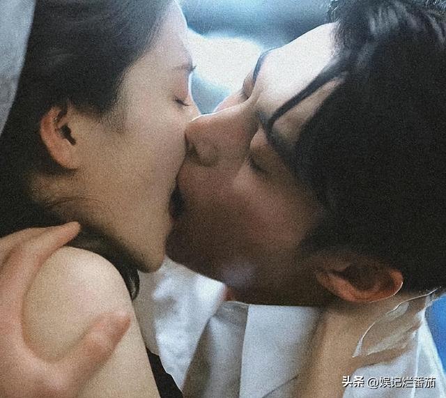 张凌赫《度华年》:大尺度船戏引争议,网友:完全不尊重女性