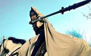射箭高手(《三国演义》枪刀箭将领前十位排名，赵云、关羽、吕布分别夺魁)
