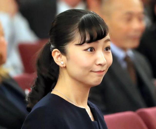 日本皇室最美公主：29岁佳子漂亮却小家子气，远不如爱子气场强大