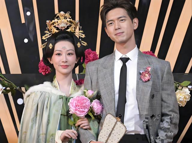 央媒接连锐评杨紫,言辞犀利,不提演技,却句句说到观众的心坎里