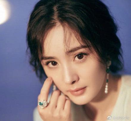 杨幂诈捐门尘埃落定：中间人李萌败诉，杨幂不用道歉赔偿