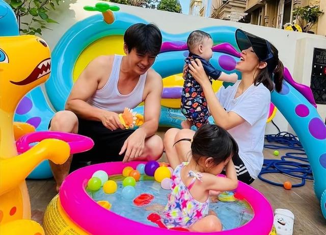 杨茜尧错失“视后”,回巢撑场TVB,却成了万千星辉的“遗珠”