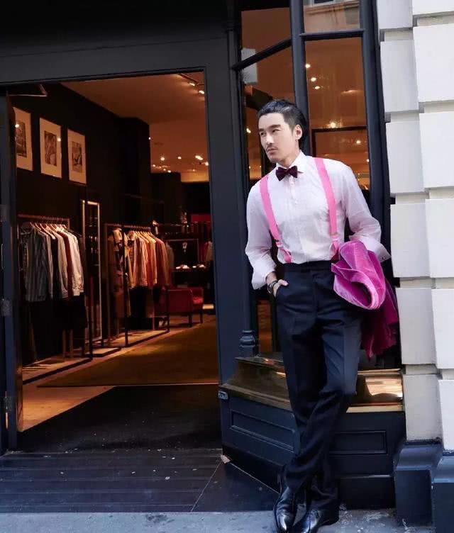 《粉红女郎》播出16年，曾经穿粉西装的龚喜还有谁记得？