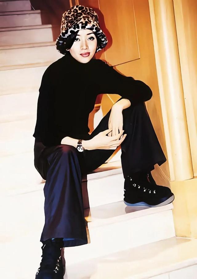 明星怀旧系列图片壁纸～梅艳芳