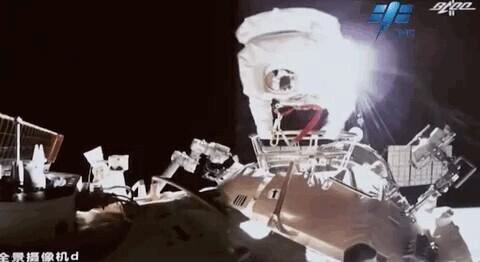 致敬！13句话读懂13位“飞天英雄”和无数航天人的默默坚守