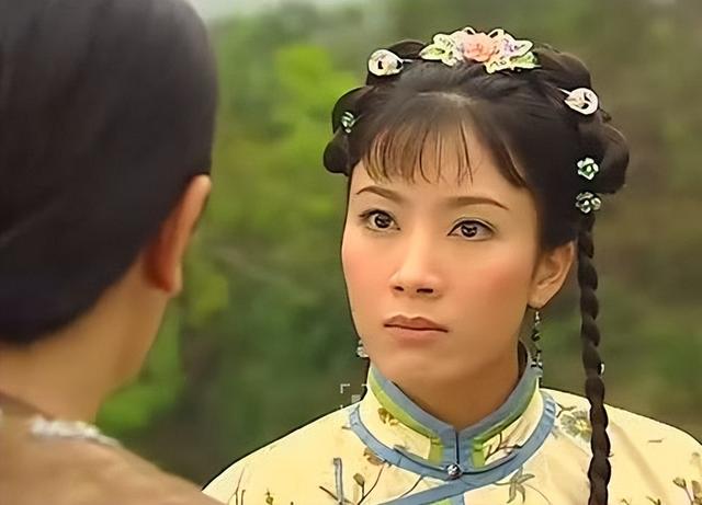 杨茜尧错失“视后”,回巢撑场TVB,却成了万千星辉的“遗珠”