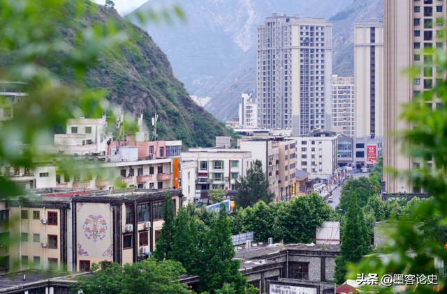 11年前,那个在汶川地震中获救,并以身相许恩人的沙鸥,如今怎么样?