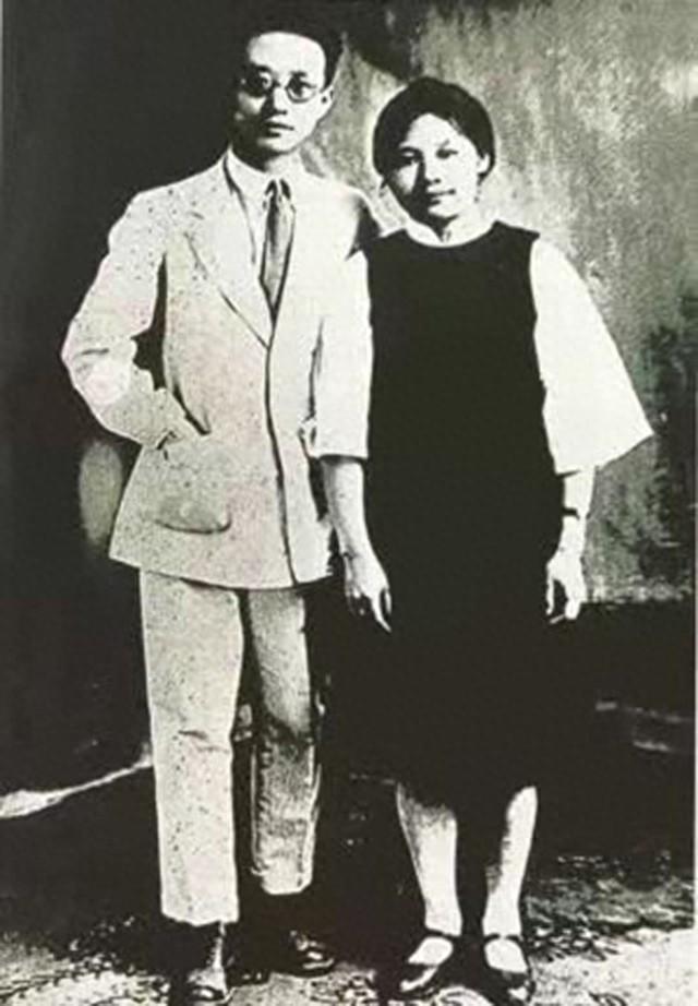 民国另类师生恋：他追到女生家里，其夫拱手让妻，还和他登报交友