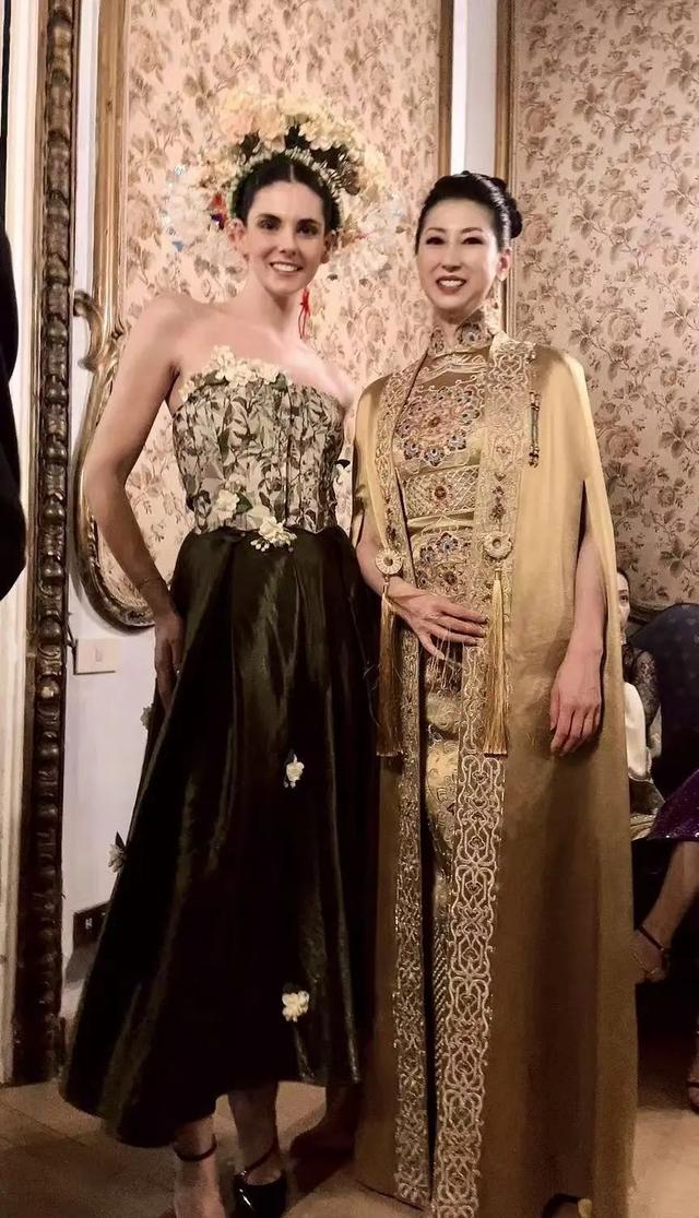 太超前！这群上海阿姨又传大消息！爆火作品曾引现象级热议