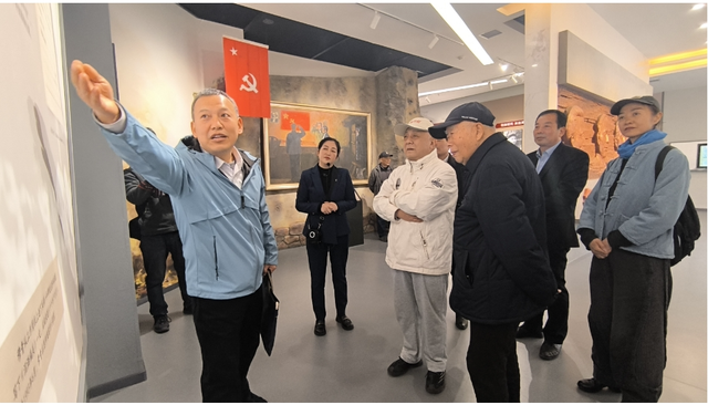 穆青之子穆晓枫：穆柏常青