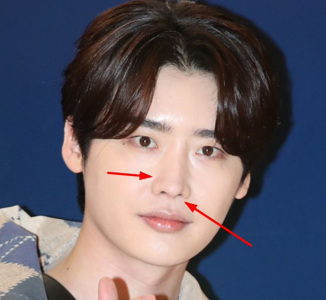 33岁韩星李钟硕最新生图曝光！脸肿发腮油光满面，鼻子彻底崩了