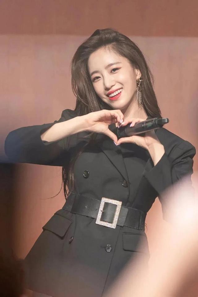 咸恩静，有颜值有才华的人气小花旦