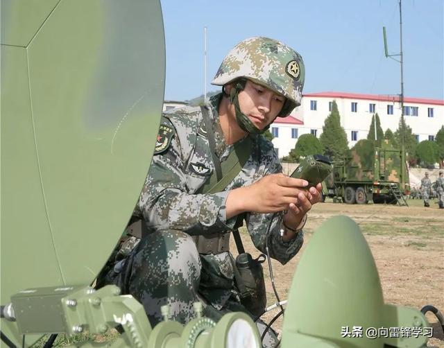 王俊勇：让“战场神经”畅通无阻