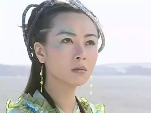 成名于开心鬼系列，一直是我们心中最美的小鱼