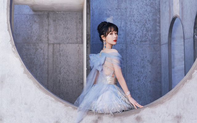 杨幂、关晓彤、周冬雨等明星高考成绩，有的286分，有的682分