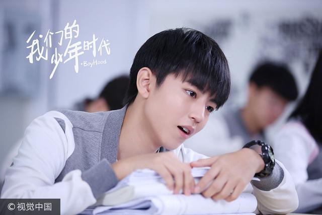 《我们的少年时代》Tfboys变身“棒球王子” 薛之谦尽显“段子手”风格