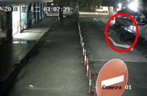 饿货(奇葩“饿货”小偷小卖部行窃，得手后在店内大肆开吃)