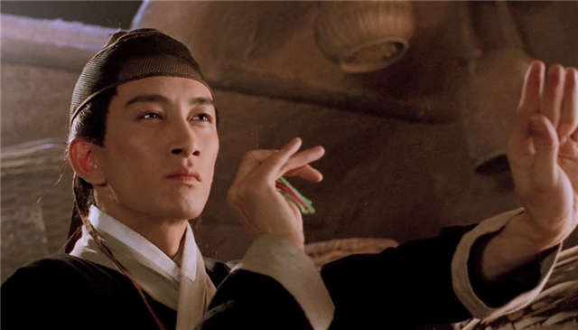 《新龙门客栈》28年，“生番”慈眉善目，小女孩成为39岁的姐姐