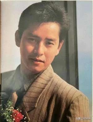 费玉清(乐坛传奇的唱功对垒：谭咏麟与费玉清)