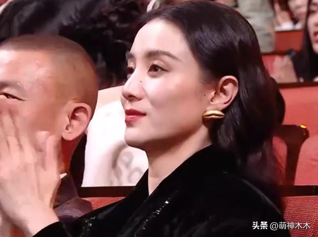 直播高清镜头下的明星！刘亦菲有了年龄感，关晓彤黑眼圈好明显