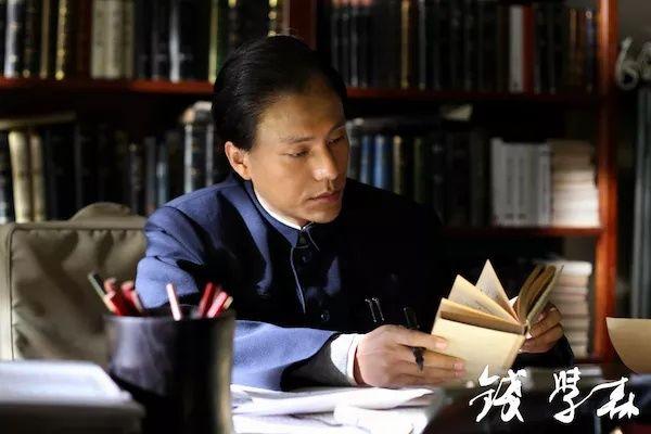 这部介绍中国“民族脊梁”的电影，绝不能沉