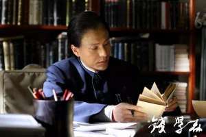 电影钱学森(这部介绍中国“民族脊梁”的电影，绝不能沉)