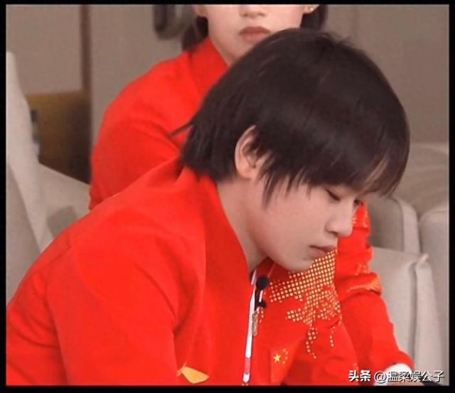 丹凤眼真的是最美眼型，这7位看一眼就再难忘，精致到骨子里