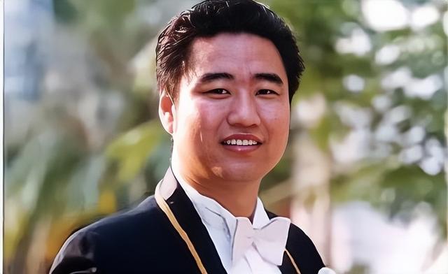 丛飞：资助183个“白眼狼”，妻子被砸死，他的经历你无法想象