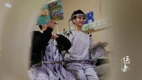 “能救一个是一个”，他义诊的路走了30多万公里