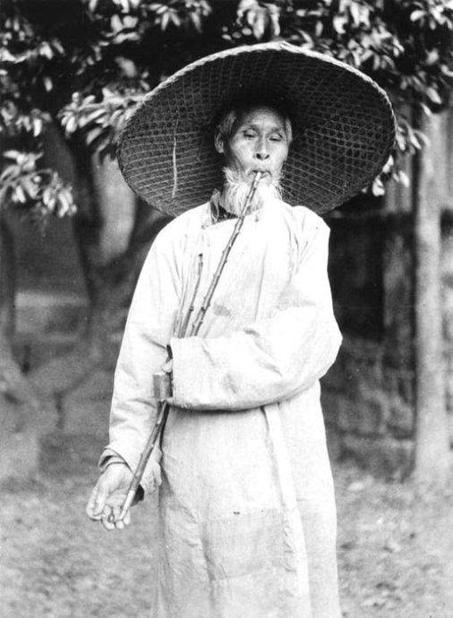 30年代的广州乡村，大姑娘不裹脚，黄飞鸿徒弟梁宽的家乡