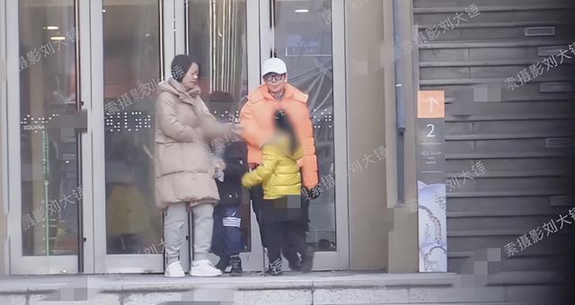 大张伟被曝有一儿一女，幸福温馨，网友：内娱又添新孩子了？
