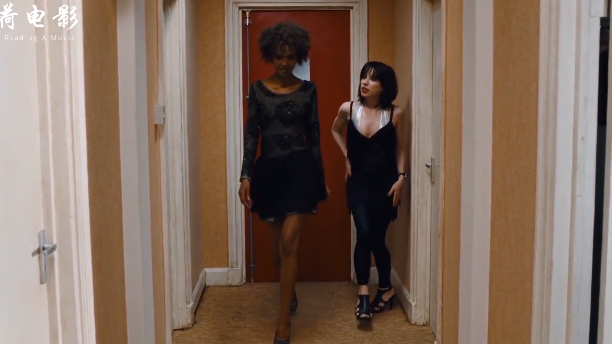 一部话题敏感的欧美片，将非洲女性的难言之隐，展现得淋漓尽致