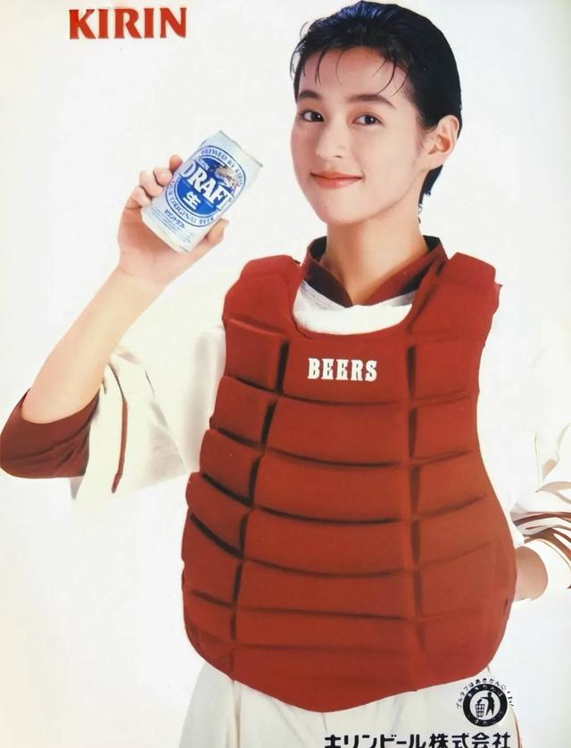 12位日本昭和女星，个个都是风情万种的美熟女，你更喜欢哪一位？