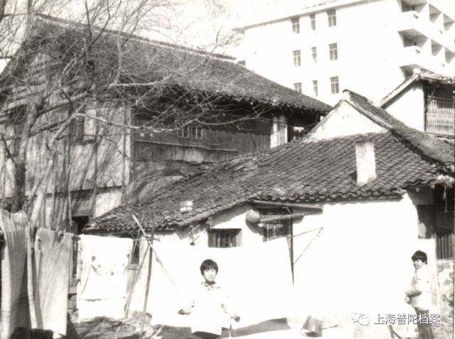 重回80年代，看看普陀这个古镇深处的“小桥流水人家”→