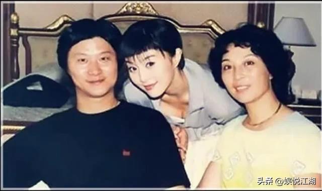 范冰冰老爸真帅，73岁与女儿像兄妹，女儿新男友就按老爸标准找的