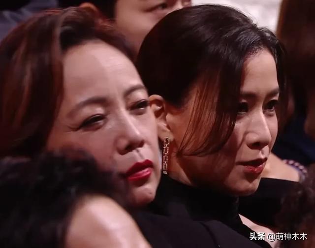 直播高清镜头下的明星！刘亦菲有了年龄感，关晓彤黑眼圈好明显