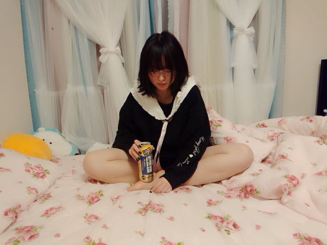 日本软萌妹靠沙雕发明走红，网友：靠脸吃饭不好么？