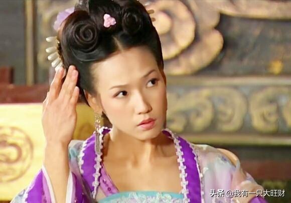 《至尊红颜》又美又飒的王皇后，也是因错爱一人由爱生恨的可怜人