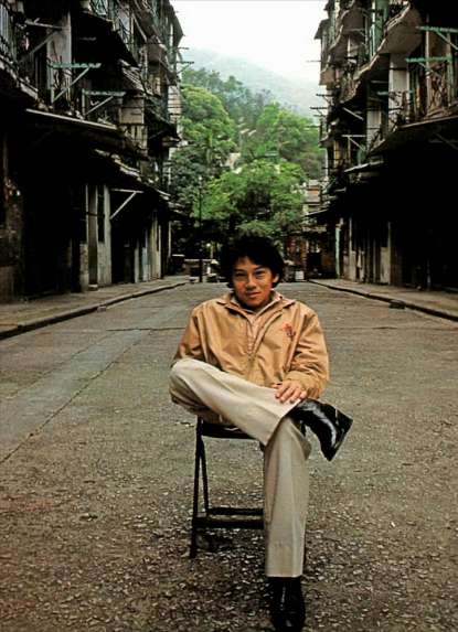 79岁再拿金像奖，生于广西身高不足一米五，他缘何成香港影坛大佬