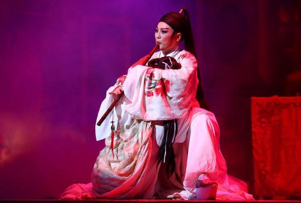 这位敢于直言的评论家去世了，他曾放弃清华、复旦报考上戏