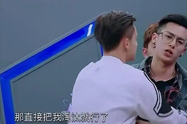 善恶有报!2025刚开始王劲松就给内娱演员敲警钟,王鹤棣感同身受