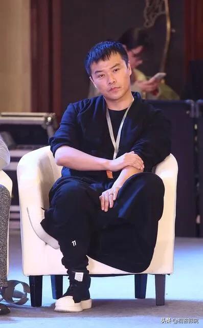 张子枫：20岁24次获奖45部作品，你和她隔着一份成熟