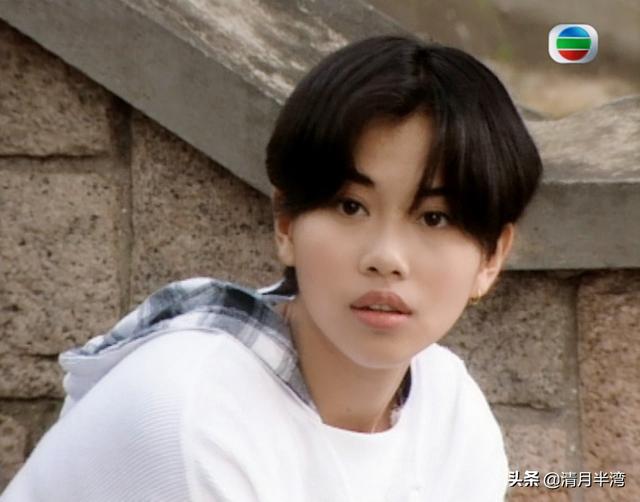 凸嘴也好看的港风女星，只服这6位，辨识度高不说，还别有风情