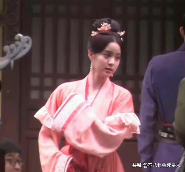 郭珍霓的退圈，揭示了娱乐圈的“残酷”