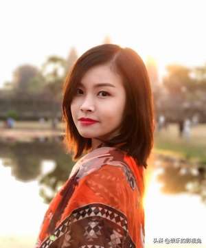 奀妹(她叫“秋香”，也叫“奀妹”，明明可以靠颜值征服观众，却靠演技)