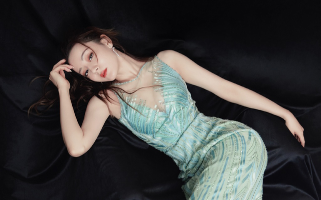 杨幂、关晓彤、周冬雨等明星高考成绩，有的286分，有的682分